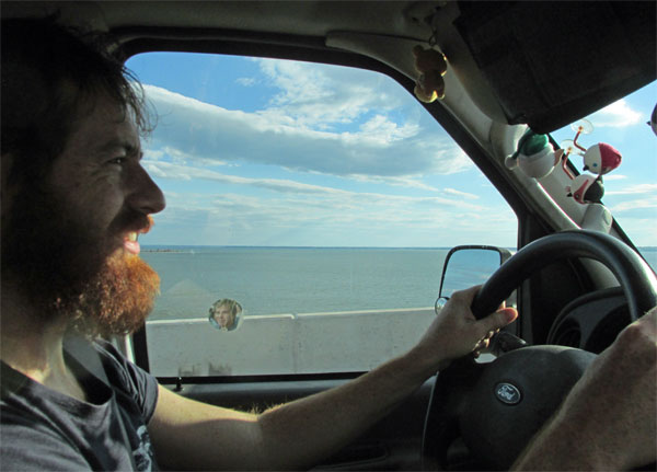 stefano pilia crossing the potomac river into virginia on october 18, 2014