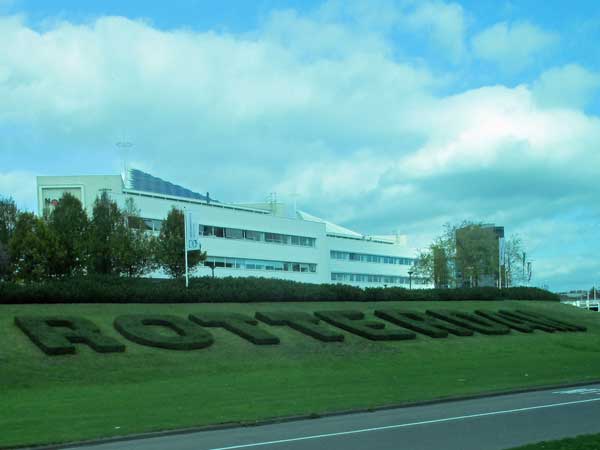 driving into rotterdam, netherlands on october 29, 2016