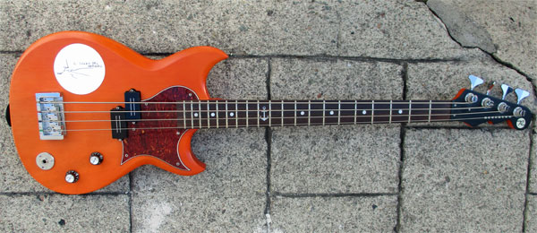 mike watt's february 2016 'wattplower' prototype from reverend guitars