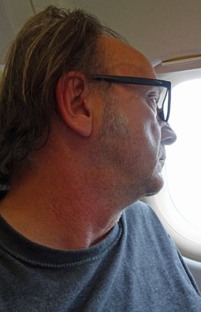 david yow on flight from helsinki to berlin on august 18, 2019