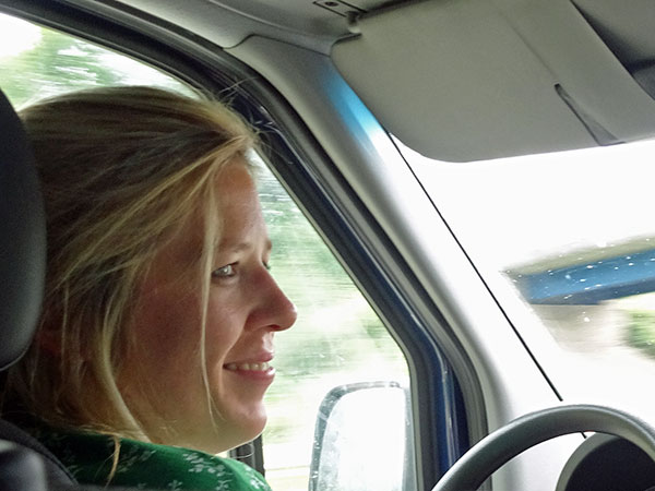 julia thaler driving flipper from munich to breitenbach am inn on august 23, 2019