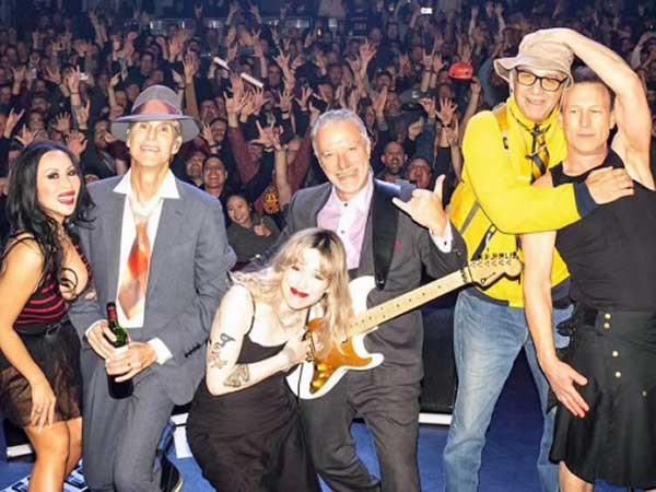 carlo cavaluzzi's photo of porno for pyros at the last gig of the 'halos, horns en thorns tour 2024' (l to r: etty farrell, perry farrell, robin hatch, peter distefano, mike watt + stephen perkins) at the 'wellmont theater' in montclair, nj on march 10, 2024