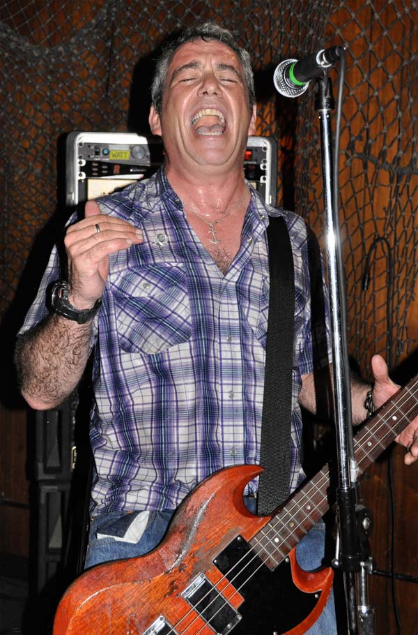 mike watt at the redwood bar & grill in downtown los angeles, ca on september 25, 2009 - photo by eiko kobayashi mike watt at the redwood bar & grill in downtown los angeles, ca on september 25, 2009 - photo by eiko kobayashi