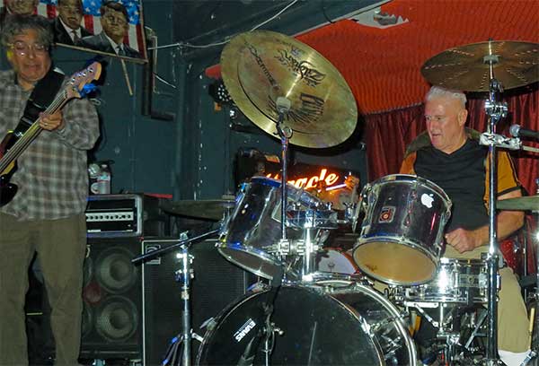 joe dean (l) + george hurley (r) of the wrinkling brothers at 'the sardine' in san pedro, ca on september 5, 2023