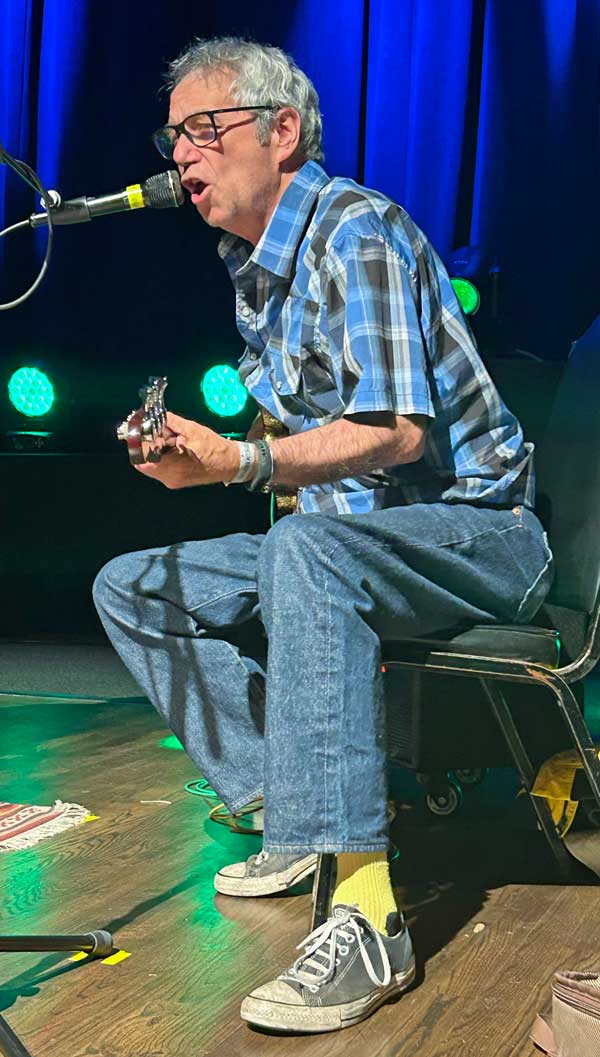 matthew thompson's photo of mike watt at 'the orpheum theater' in flagstaff, az on september 22, 2023