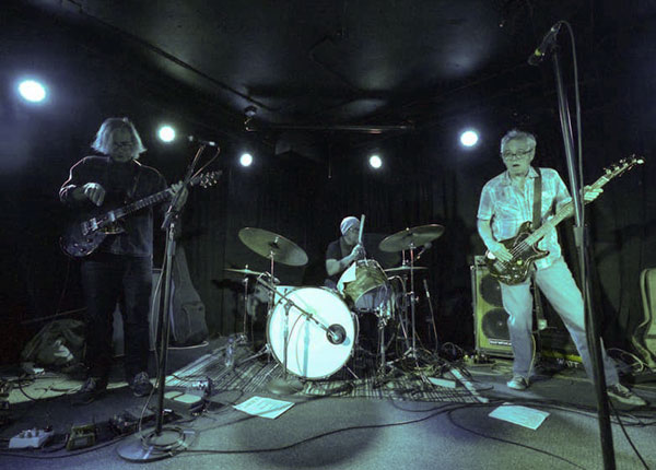 mssv at 'the empty bottle' in chicago, il. photo by clarence fraher