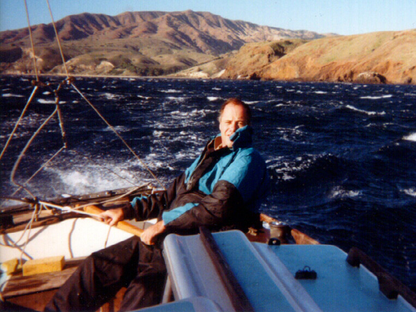 skipper jeff at sea during his hellride of 2001