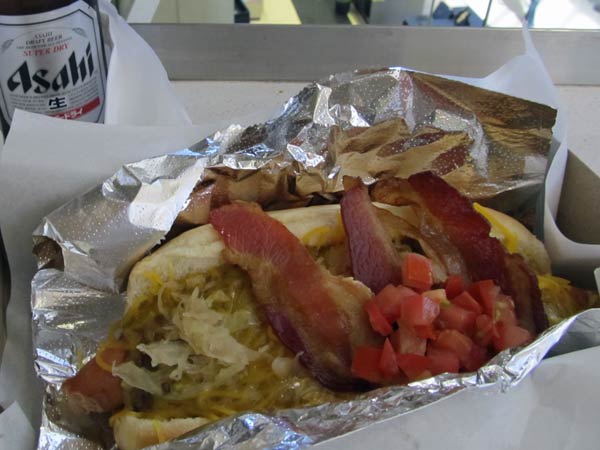 pink's lax dog at l.a. international airport on june 27, 2012