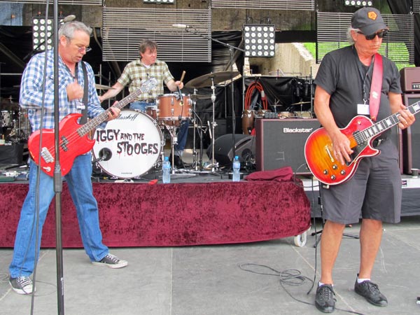watt, larry + james at soundcheck in avenches, switzerland on august 2, 2012
