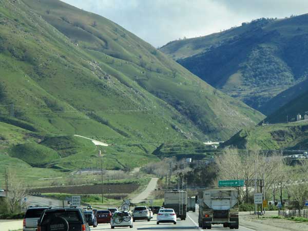 just before the grapevine on I-5, heading south on march 5, 2017