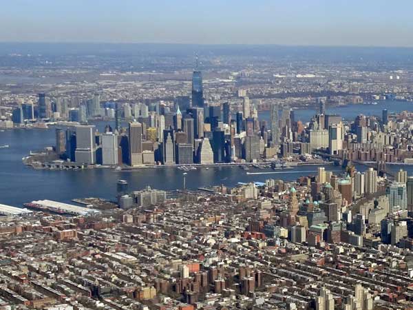 flying over brooklyn and manhattan on march 27, 2019