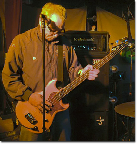 watt w/reverend prototype bass at winter's tavern in pacifica, ca on feb 27, 2016 for 'stevestock'